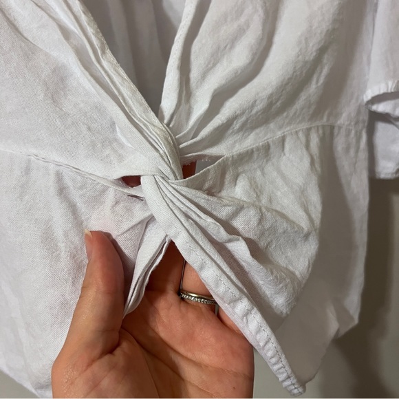 Nasty Gal White Twist Front Flutter Sleeve Crop Top Blouse Deep V Cotton Women 6 - Picture 4 of 6